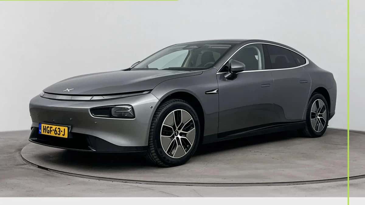 XPENG P7 (2025) — foto 1