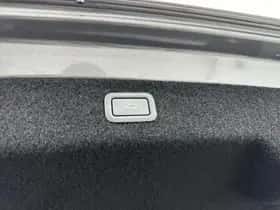 XPENG P7 (2025) thumbnail 24