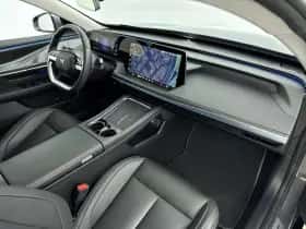 XPENG P7 (2025) thumbnail 9