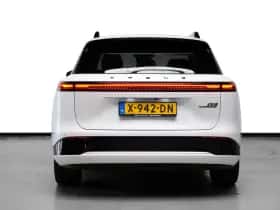 XPENG G9 (2023) thumbnail 4