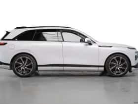 XPENG G9 (2023) thumbnail 5