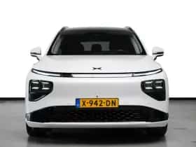 XPENG G9 (2023) thumbnail 6