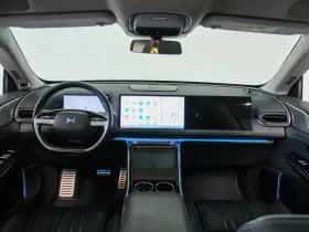 XPENG G9 (2023) thumbnail 10