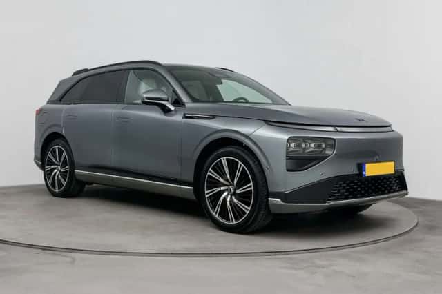 XPENG G9 (2024) thumbnail 6