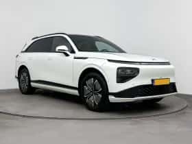 XPENG G9 (2025) thumbnail 2