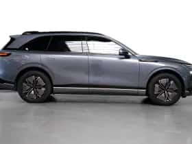 XPENG G9 (2024) thumbnail 3