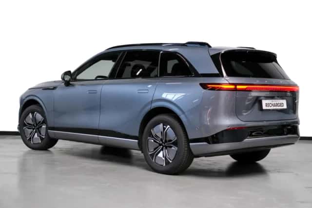 XPENG G9 (2024) thumbnail 5