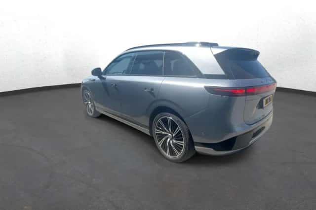 XPENG G9 (2026) thumbnail 6