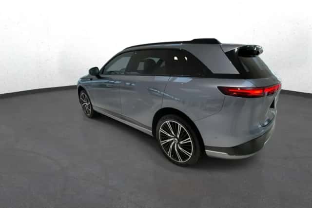 XPENG G9 (2026) thumbnail 5