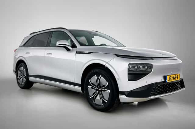 XPENG G9 (2025) thumbnail 6