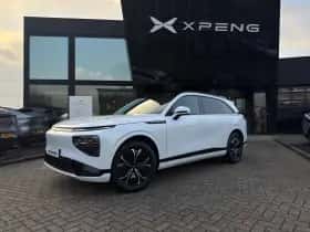XPENG G9 (2025) thumbnail 2
