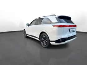 XPENG G9 (2025) thumbnail 4