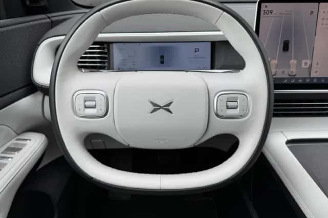 XPENG G6 (2025) thumbnail 17