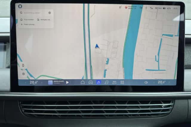 XPENG G6 (2025) thumbnail 24