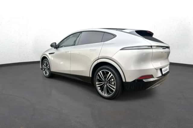 XPENG G6 (2025) thumbnail 4