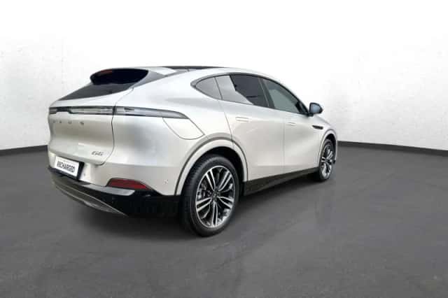 XPENG G6 (2025) thumbnail 6