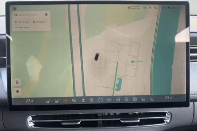XPENG G6 (2025) thumbnail 25