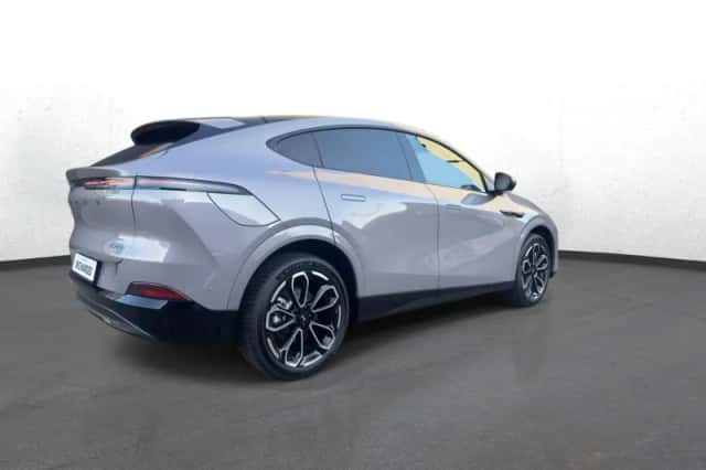 XPENG G6 (2025) thumbnail 6