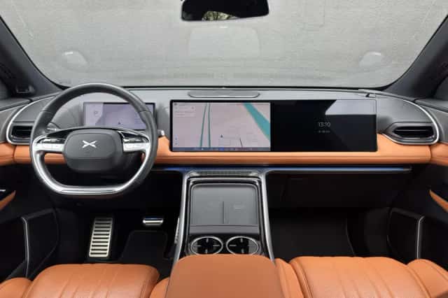 XPENG G9 (2023) thumbnail 24