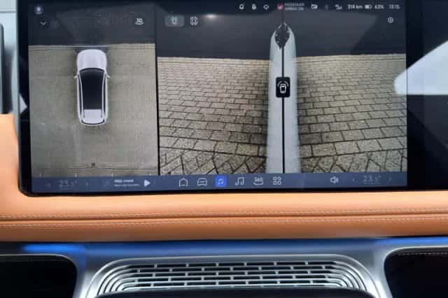 XPENG G9 (2023) thumbnail 31