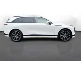 XPENG G9 (2023) thumbnail 7