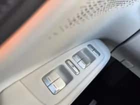 XPENG G6 (2026) thumbnail 24