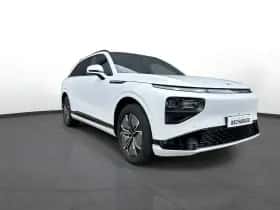 XPENG G9 (2025) thumbnail 2
