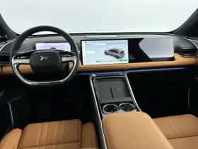 XPENG G9 (2025) thumbnail 11