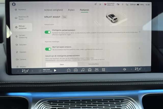 XPENG G9 (2024) thumbnail 14