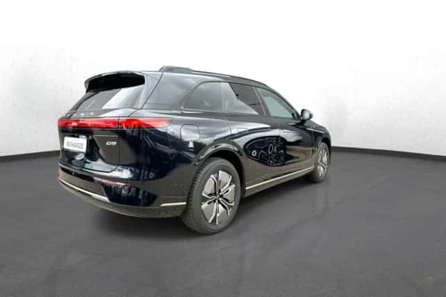 XPENG G9 (2025) thumbnail 5
