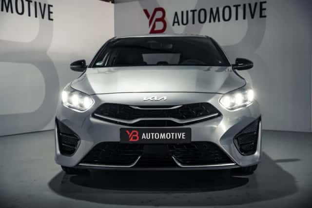 Kia Ceed (2024) thumbnail 2