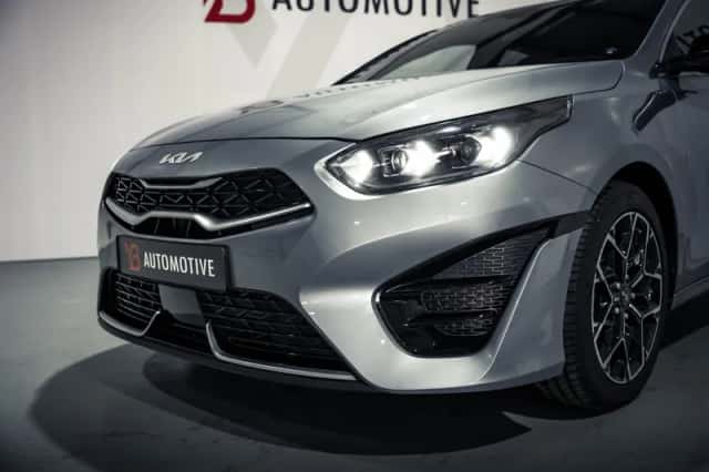 Kia Ceed (2024) thumbnail 4