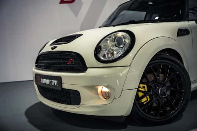 MINI Cooper S (2007) thumbnail 3