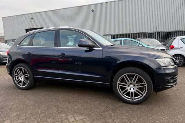 Audi Q5 (2009) thumbnail 3