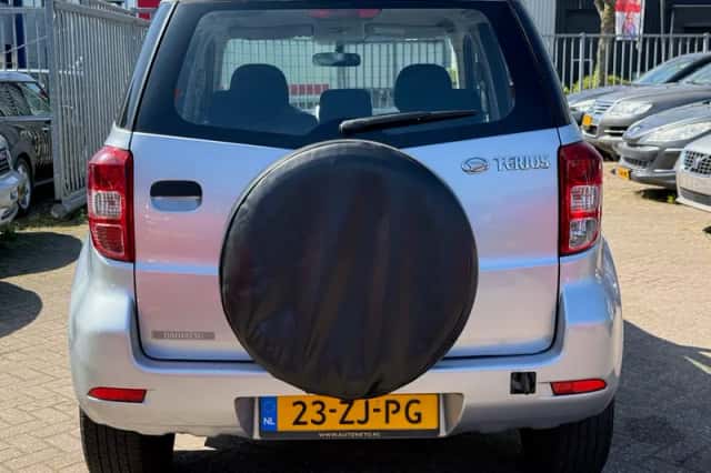 Daihatsu Terios (2008) thumbnail 2