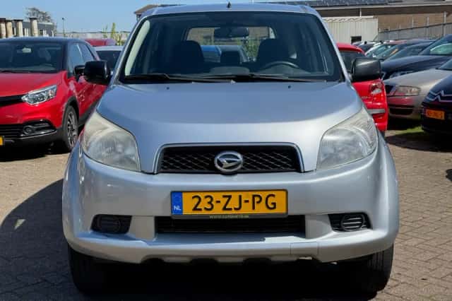 Daihatsu Terios (2008) thumbnail 5