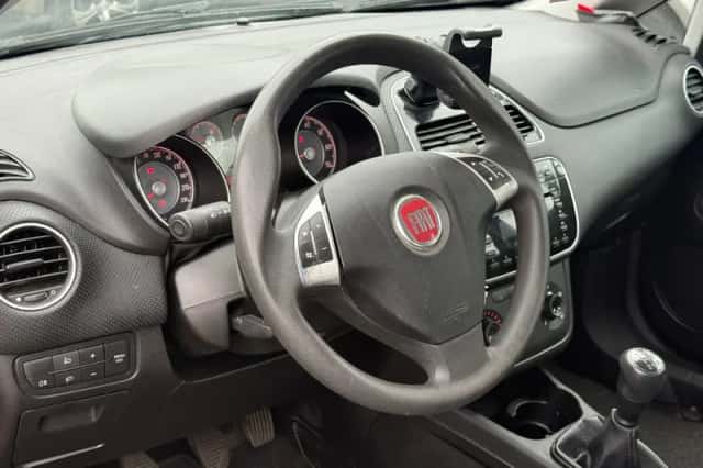 Fiat Punto (2012) thumbnail 6
