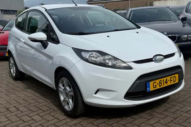 Ford Fiesta (2009) thumbnail 6