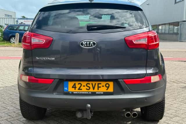 Kia Sportage (2012) thumbnail 3