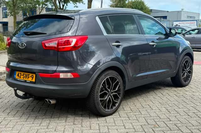 Kia Sportage (2012) thumbnail 5