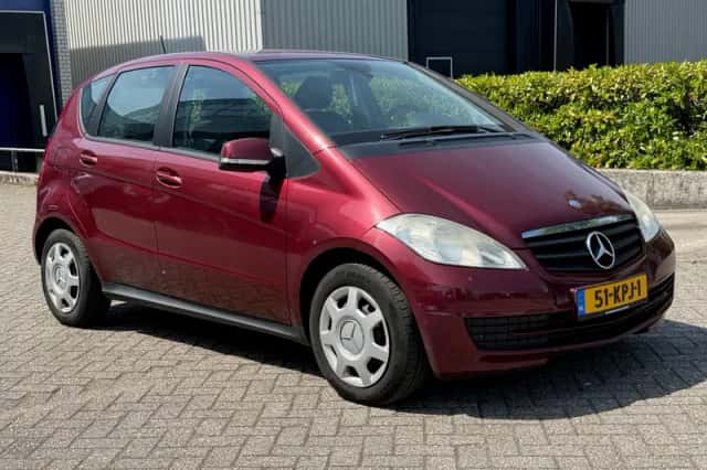 Mercedes-Benz A-Klasse (2010) thumbnail 4