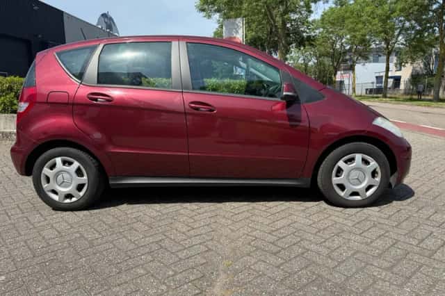 Mercedes-Benz A-Klasse (2010) thumbnail 5