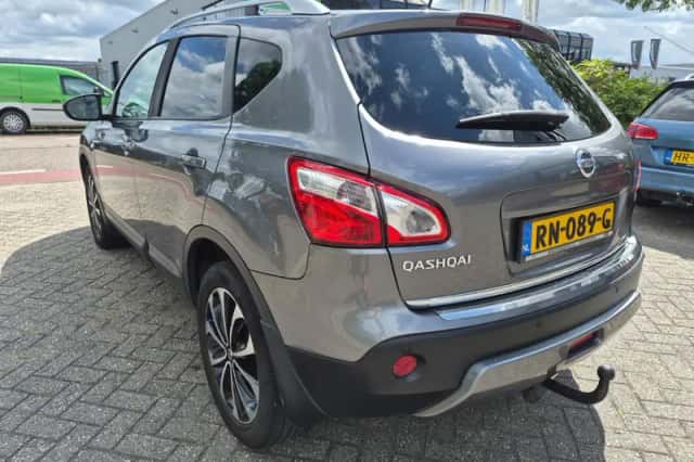 Nissan Qashqai (2012) thumbnail 5