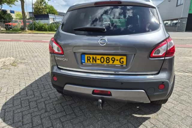 Nissan Qashqai (2012) thumbnail 6