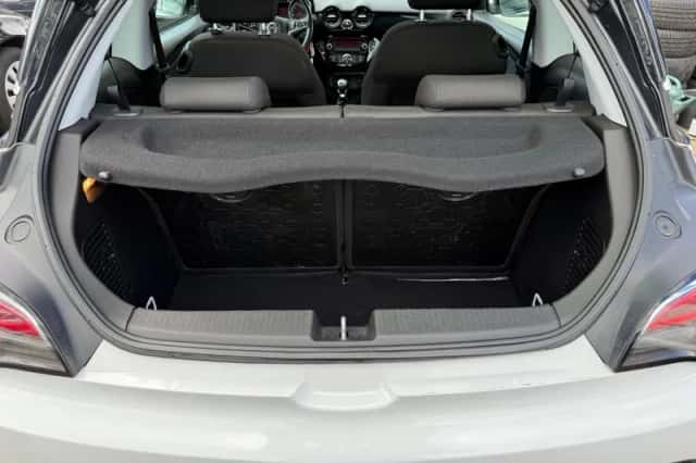 Opel Adam (2016) thumbnail 3