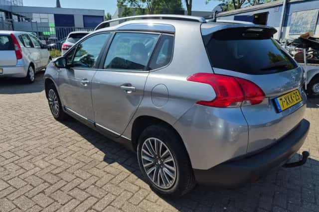Peugeot 2008 (2014) thumbnail 3