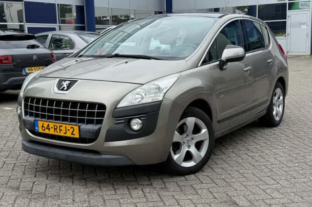 Peugeot 3008 (2011) thumbnail 1