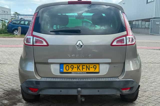 Renault Scénic (2009) thumbnail 3