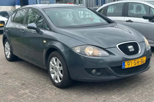 SEAT Leon (2006) thumbnail 2