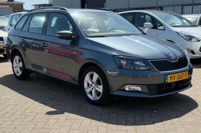 Škoda Fabia (2017) thumbnail 3
